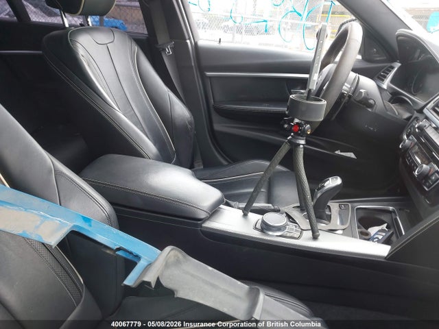 WBA8B7C57JA576450 BMW 340