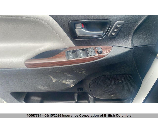 Продаж на аукціоні авто 2015 Toyota Sienna Xle/limited, vin: 5TDYK3DC8FS642071, номер лоту: 40067794