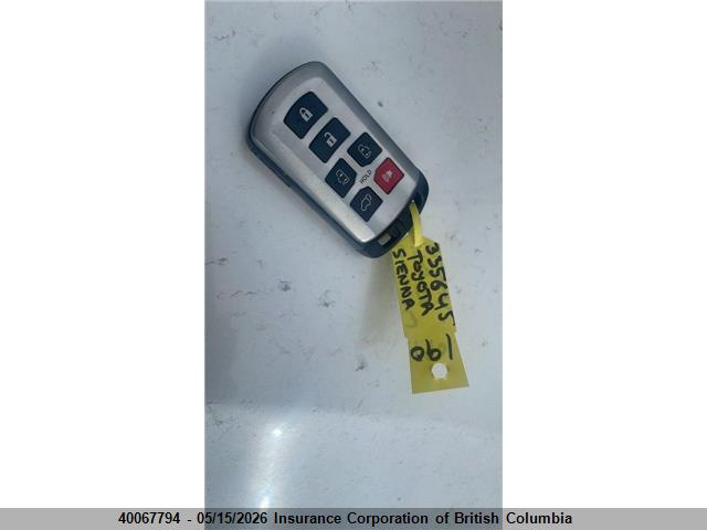 Продаж на аукціоні авто 2015 Toyota Sienna Xle/limited, vin: 5TDYK3DC8FS642071, номер лоту: 40067794
