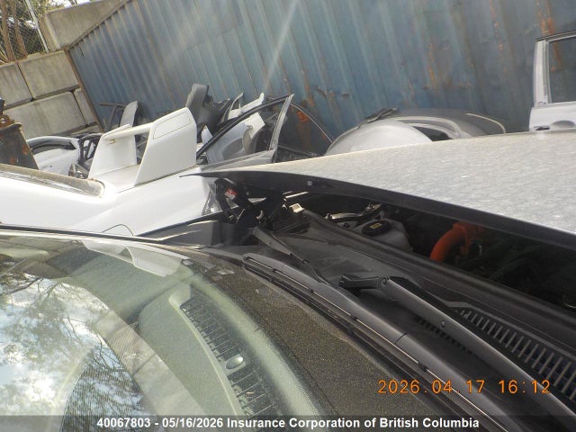 JTDACAAJ5S3025700 Toyota Crown Signia Limited