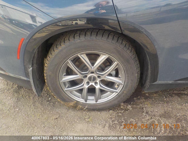 JTDACAAJ5S3025700 Toyota Crown Signia Limited