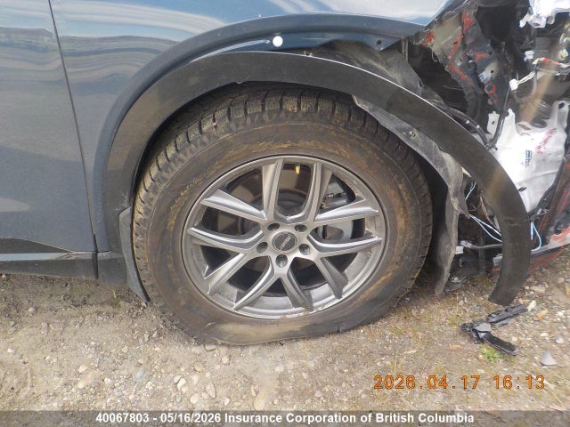 JTDACAAJ5S3025700 Toyota Crown Signia Limited