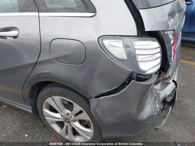 WDDMH4GB4JJ464158 Mercedes-Benz B 250 4matic