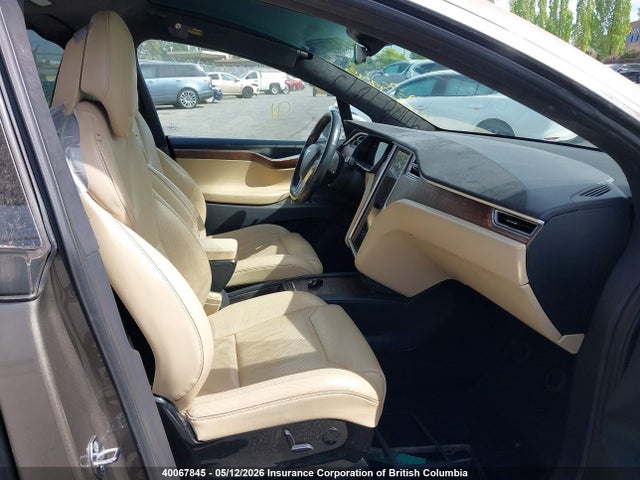 Auction sale of the 2016 Tesla Model X Awd/standard Range, vin: 5YJXCDE26GF026590, lot number: 40067845