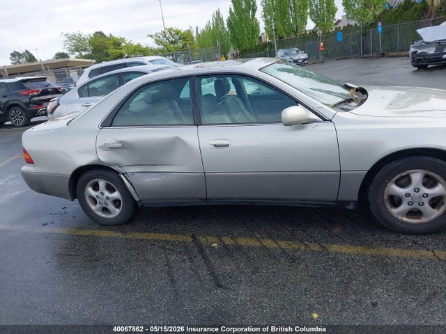 40067862 :رقم المزاد ، JT8BF28G9X0209525 vin ، 1999 Lexus Es 300 مزاد بيع