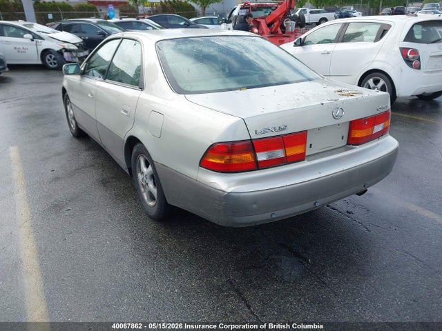 40067862 :رقم المزاد ، JT8BF28G9X0209525 vin ، 1999 Lexus Es 300 مزاد بيع