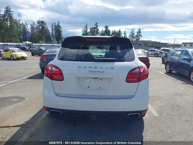 Porsche CAYENNE S 2014 WP1AB2A29ELA58672 Image 16