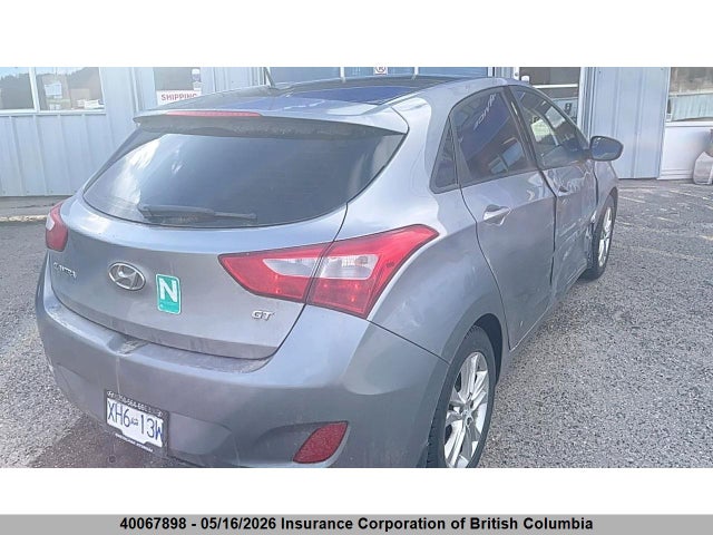 2013 Hyundai Elantra Gt მანქანა იყიდება აუქციონზე, vin: KMHD35LE6DU023306, აუქციონის ნომერი: 40067898