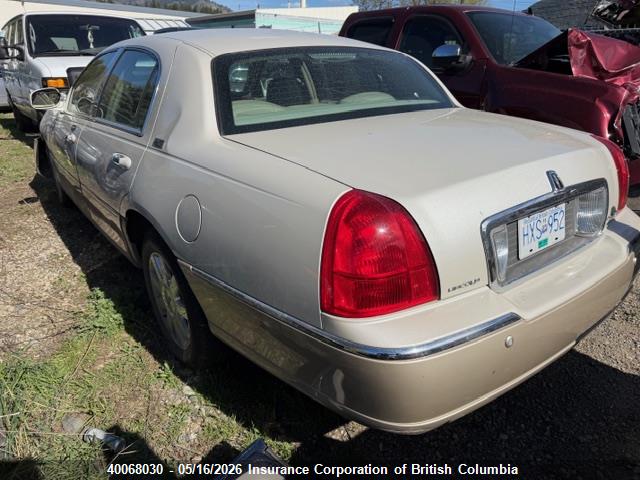 Продажа на аукционе авто 2005 Lincoln Town Car Signature Limited, vin: 1LNHM82W15Y661032, номер лота: 40068030