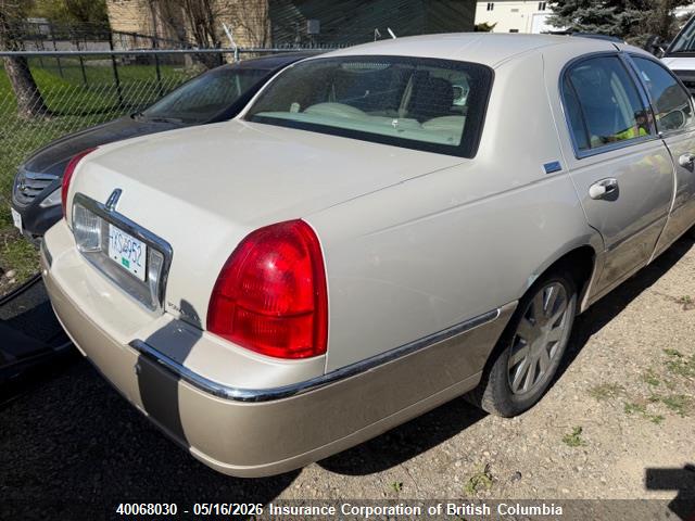 Продажа на аукционе авто 2005 Lincoln Town Car Signature Limited, vin: 1LNHM82W15Y661032, номер лота: 40068030