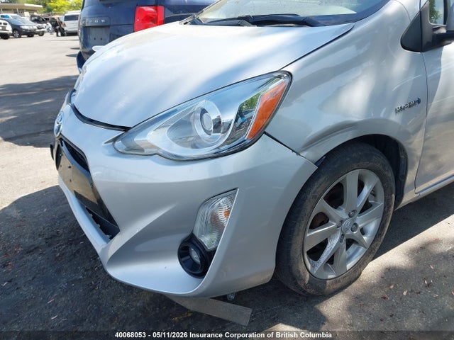 JTDKDTB37G1122560 Toyota Prius