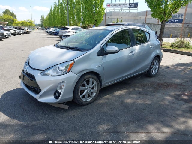 JTDKDTB37G1122560 Toyota Prius