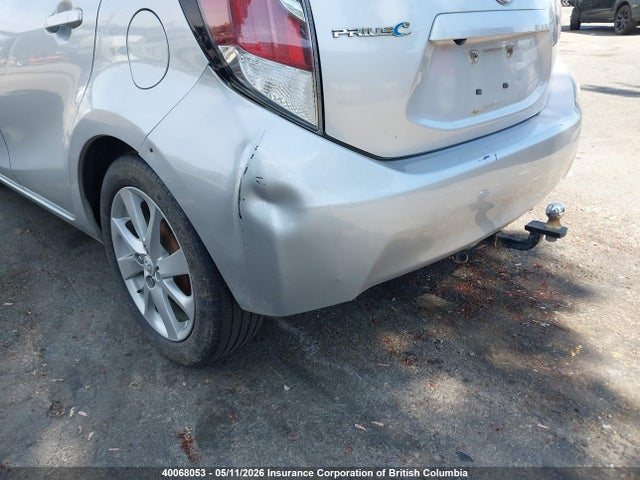JTDKDTB37G1122560 Toyota Prius