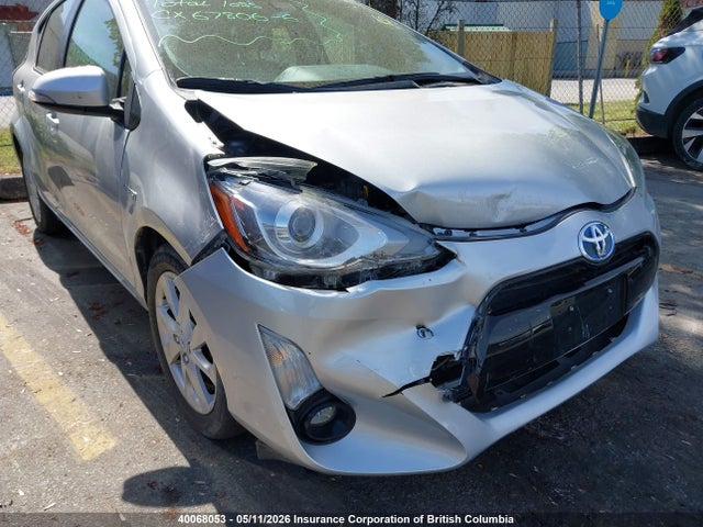 JTDKDTB37G1122560 Toyota Prius