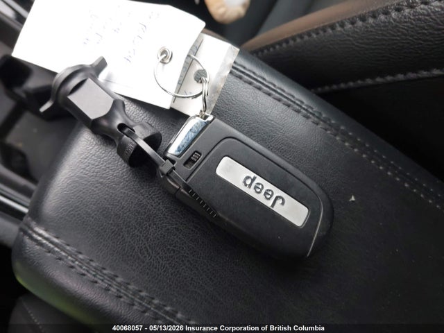 40068057 :رقم المزاد ، 3C4NJDCN5RT575227 vin ، 2022 Jeep Compass Limited مزاد بيع