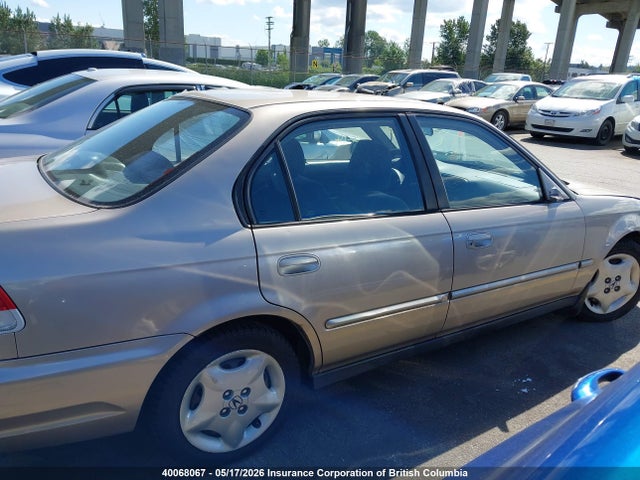 40068067 :رقم المزاد ، 2HHMB4549XH902261 vin ، 1999 Acura 1.6el مزاد بيع