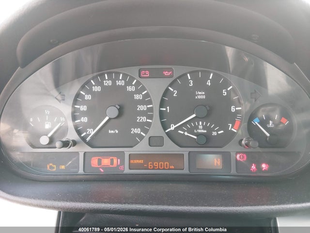 40061789 :رقم المزاد ، WBAEV33415KW16094 vin ، 2005 Bmw 325 I مزاد بيع