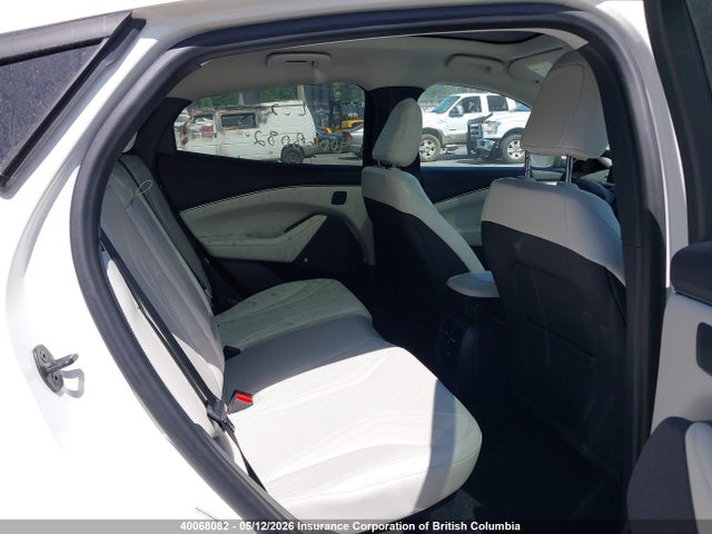 40068082 :رقم المزاد ، 3FMTK3SU2NMA53324 vin ، 2022 Ford Mustang Mach-e Premium مزاد بيع