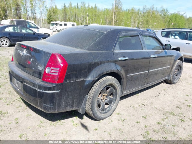 40065416 :رقم المزاد ، 2C3CK5CV0AH156827 vin ، 2010 Chrysler 300 Touring مزاد بيع