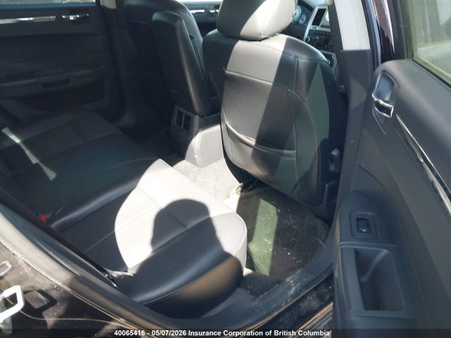 40065416 :رقم المزاد ، 2C3CK5CV0AH156827 vin ، 2010 Chrysler 300 Touring مزاد بيع