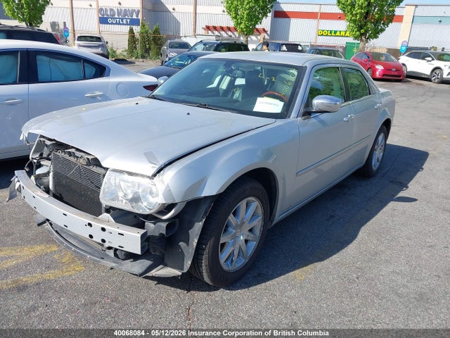 2010 Chrysler 300 მანქანა იყიდება აუქციონზე, vin: 2C3CA3CV1AH235656, აუქციონის ნომერი: 40068084