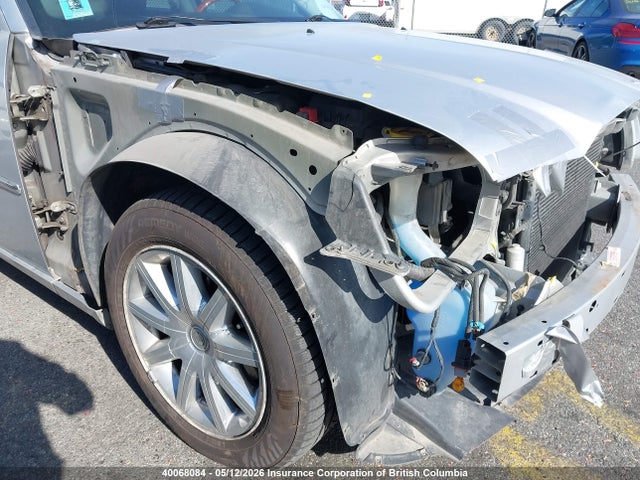 2010 Chrysler 300 მანქანა იყიდება აუქციონზე, vin: 2C3CA3CV1AH235656, აუქციონის ნომერი: 40068084