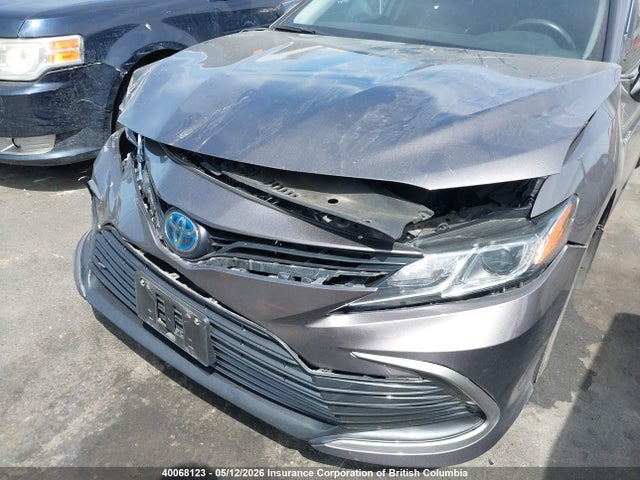Продаж на аукціоні авто 2021 Toyota Camry, vin: 4T1C31AK2MU560154, номер лоту: 40068123