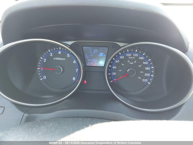 2010 Hyundai Tucson Gls/limited მანქანა იყიდება აუქციონზე, vin: KM8JUCAC3AU042252, აუქციონის ნომერი: 40068142