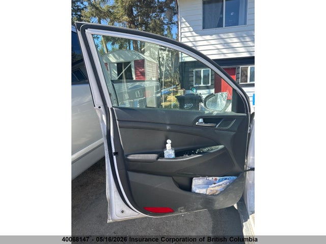 Продажа на аукционе авто 2017 Hyundai Tucson Limited/sport And Eco/se, vin: KM8J3CA44HU285879, номер лота: 40068147