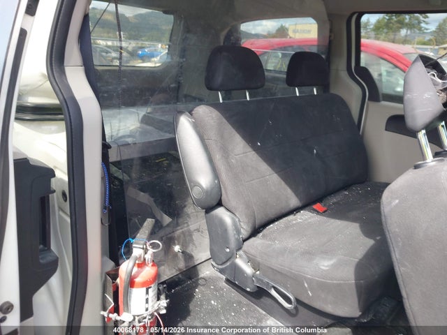 Продажа на аукционе авто 2011 Dodge Grand Caravan Express, vin: 2D4RN4DGXBR648996, номер лота: 40068178