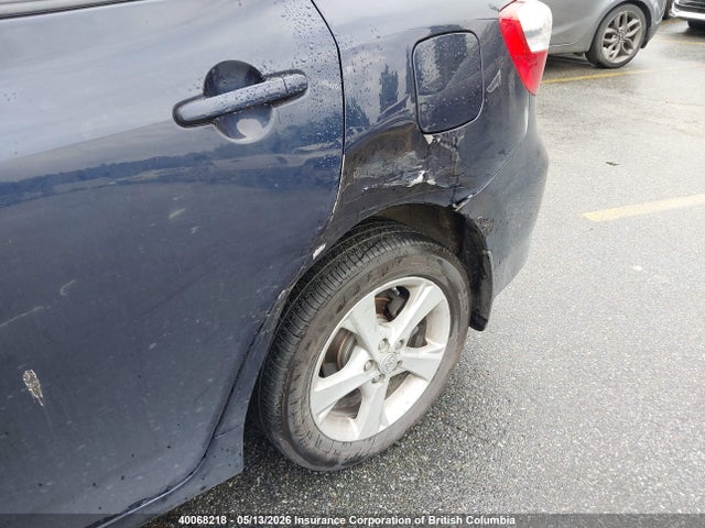 40068218 :رقم المزاد ، 2T1KU4EE4DC990252 vin ، 2013 Toyota Matrix مزاد بيع