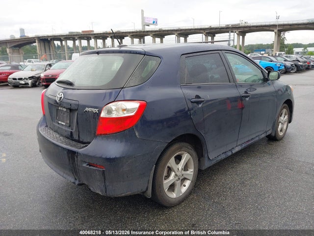 40068218 :رقم المزاد ، 2T1KU4EE4DC990252 vin ، 2013 Toyota Matrix مزاد بيع