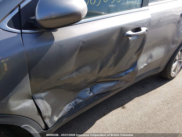 40058356 :رقم المزاد ، KNDPM3AC5K7557218 vin ، 2019 Kia Sportage Lx مزاد بيع