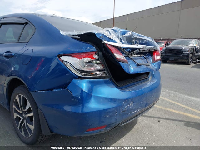 40068252 :رقم المزاد ، 2HGFB2F55FH037330 vin ، 2015 Honda Civic مزاد بيع