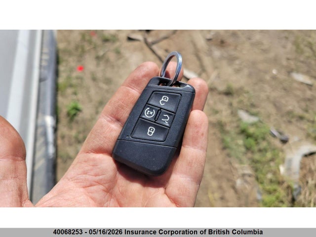 1V2MR2CA8JC585688 Volkswagen Atlas