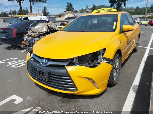 40068274 :رقم المزاد ، 4T1BD1FK3FU152511 vin ، 2015 Toyota Camry مزاد بيع