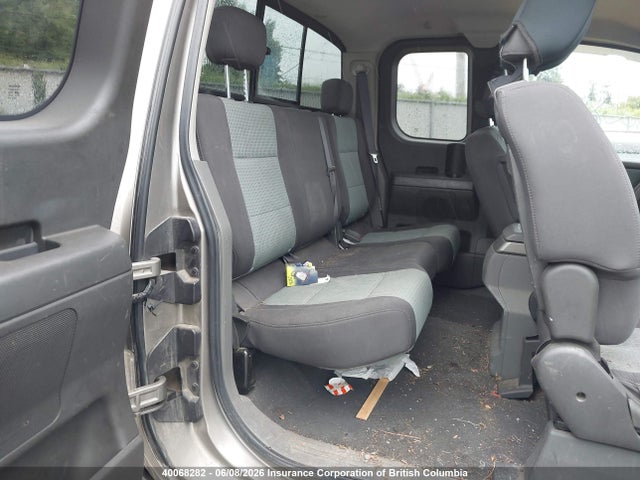 40068282 :رقم المزاد ، 1N6AA06B16N525720 vin ، 2006 Nissan Titan مزاد بيع