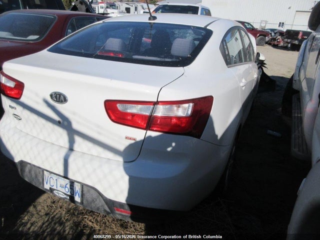 40068299 :رقم المزاد ، KNADM4A33D6102821 vin ، 2013 Kia Rio مزاد بيع