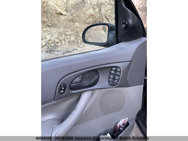 40068309 :رقم المزاد ، 1FAFP34N15W190334 vin ، 2005 Ford Focus مزاد بيع