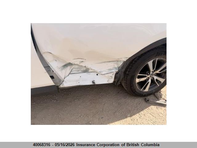 40068316 :رقم المزاد ، 2T3BFREV8JW710583 vin ، 2018 Toyota Rav4 مزاد بيع