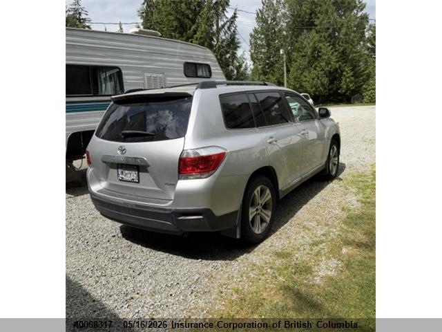 40068317 :رقم المزاد ، 5TDBK3EH2DS204238 vin ، 2013 Toyota Highlander Plus/se مزاد بيع