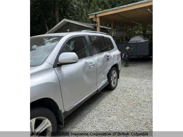 40068317 :رقم المزاد ، 5TDBK3EH2DS204238 vin ، 2013 Toyota Highlander Plus/se مزاد بيع