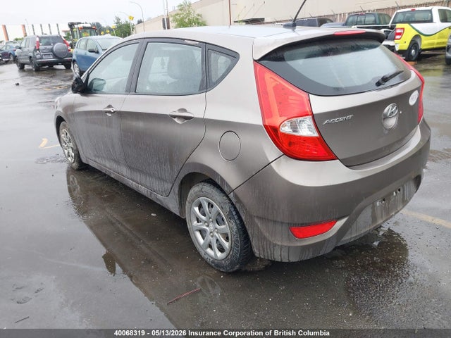 2013 Hyundai Accent Gls/gs მანქანა იყიდება აუქციონზე, vin: KMHCT5AE4DU109129, აუქციონის ნომერი: 40068319