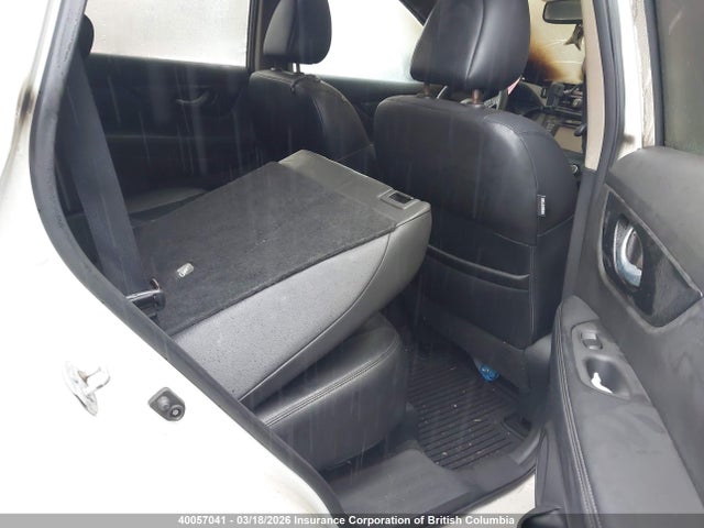 5N1AT2MV4HC742422 Nissan Rogue Sv/sl
