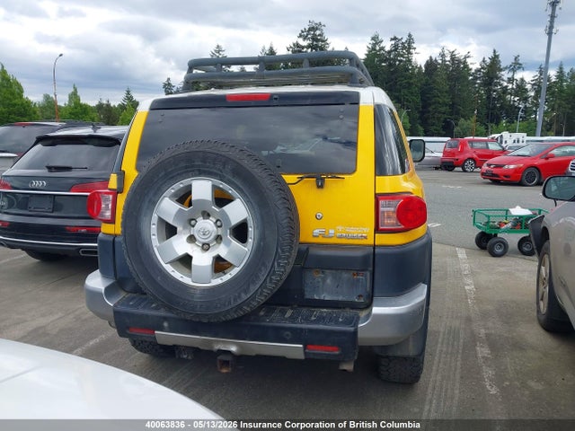 40063836 :رقم المزاد ، JTEBU11F470055854 vin ، 2007 Toyota Fj Cruiser مزاد بيع