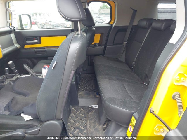 40063836 :رقم المزاد ، JTEBU11F470055854 vin ، 2007 Toyota Fj Cruiser مزاد بيع