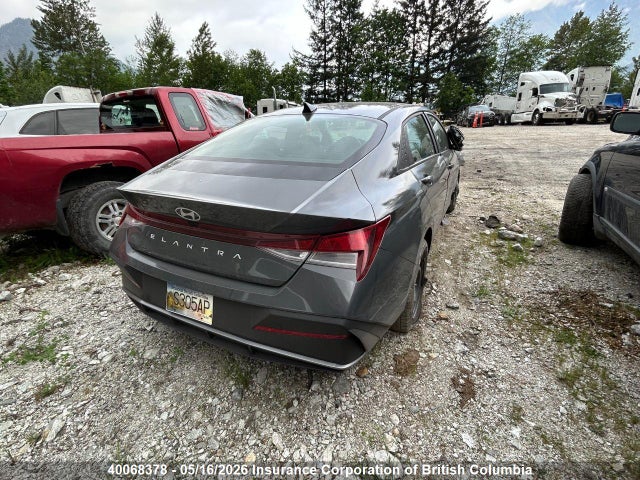 KMHLM4DGXRU729284 Hyundai Elantra Preferred
