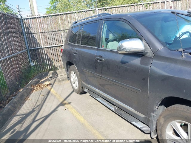 40066924 :رقم المزاد ، 5TDZA3EH8DS046425 vin ، 2013 Toyota Highlander Plus مزاد بيع