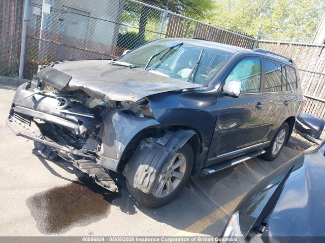 40066924 :رقم المزاد ، 5TDZA3EH8DS046425 vin ، 2013 Toyota Highlander Plus مزاد بيع