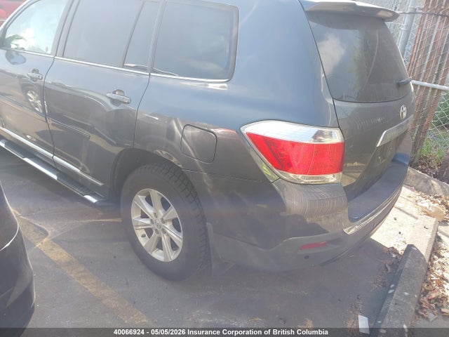 40066924 :رقم المزاد ، 5TDZA3EH8DS046425 vin ، 2013 Toyota Highlander Plus مزاد بيع